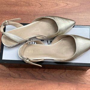 Nine West Althoff, Light gold, flat, size 4.5